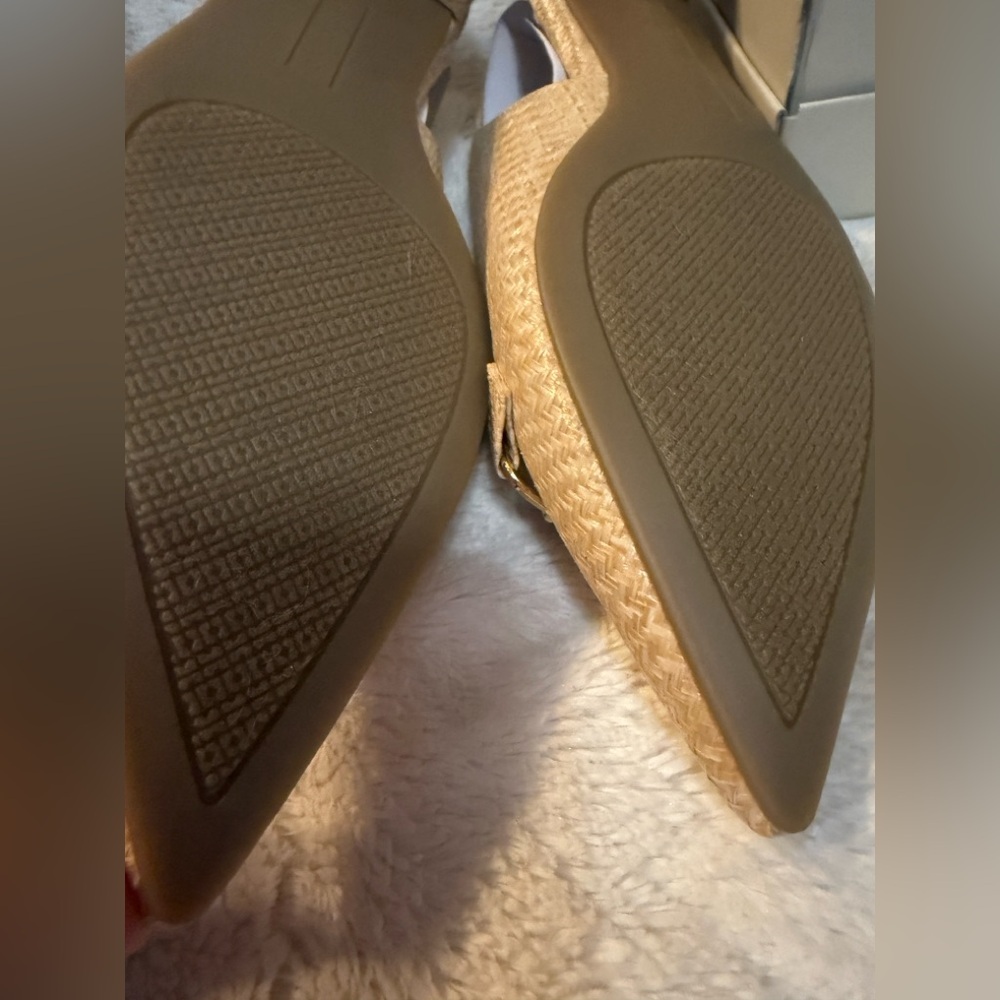 Bandolino Women's Alex Flat, Light Natural 111, Size 7.5- New in Box- sling back - Picture 10 of 14